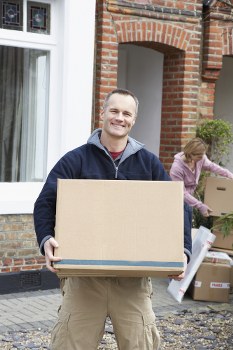 Removals van support for central London moves in Aldwych