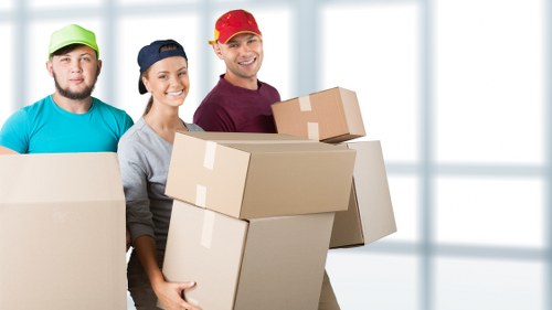 Residential and office moving truck support in Aldwych