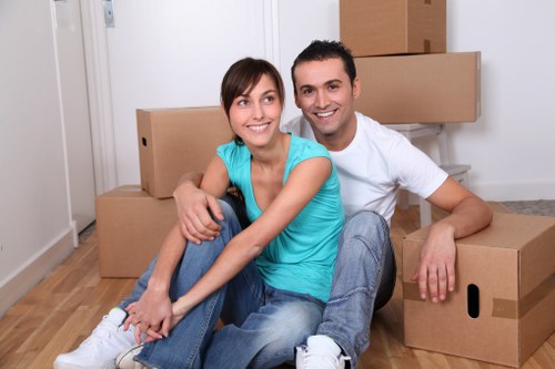 Home removal service for a flat near Aldwych